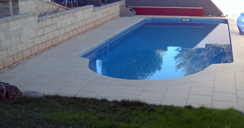 Paving & Retaining Wall Paving & Retaining Wall
